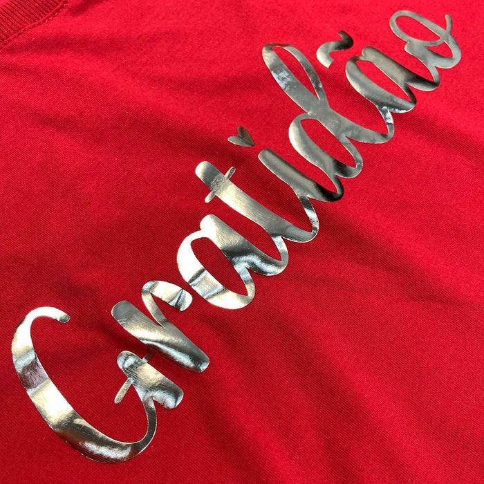 Camiseta Feminina Vermelha Gratidão Dourado