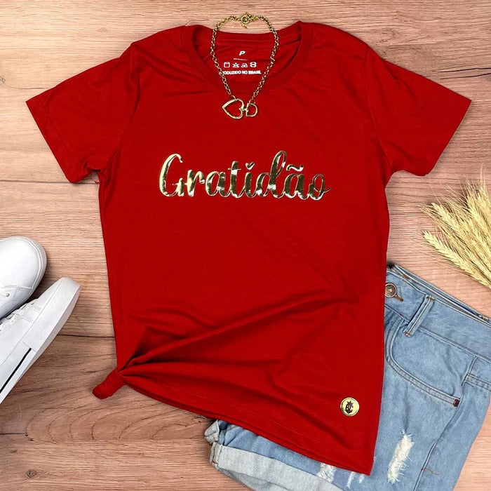 Camiseta Feminina Vermelha Gratidão Dourado