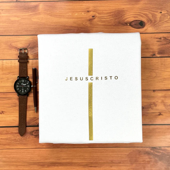 Camiseta Masculina Branca Cruz Dourada Jesus Cristo