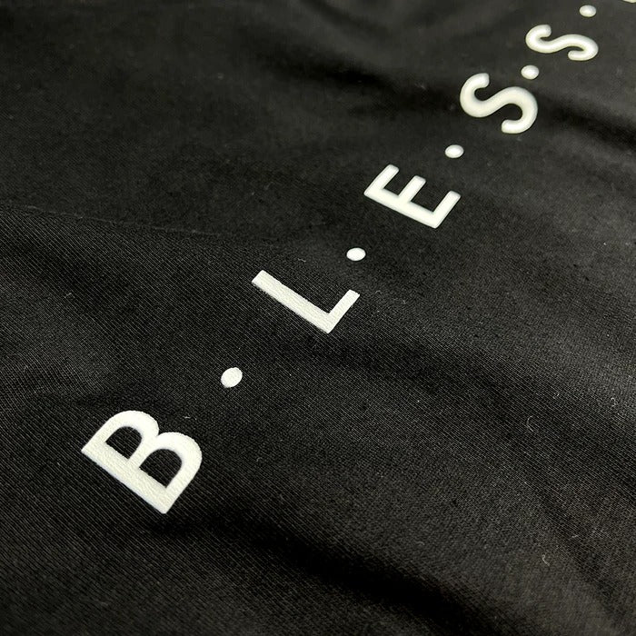 Camiseta Feminina Preta B.L.E.S.S.E.D