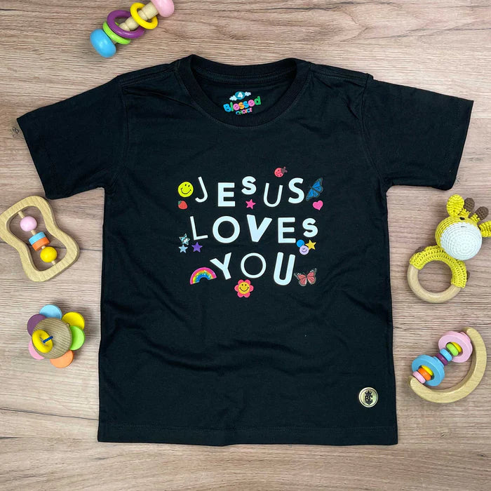 T-Shirt Infantil Preta Jesus Loves You