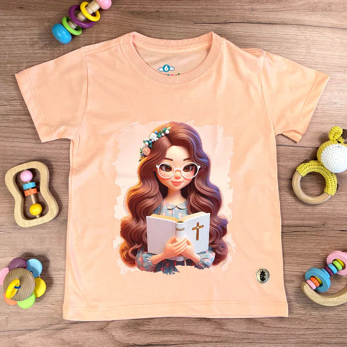 T-Shirt Infantil Salmão Garota Bíblia Branca