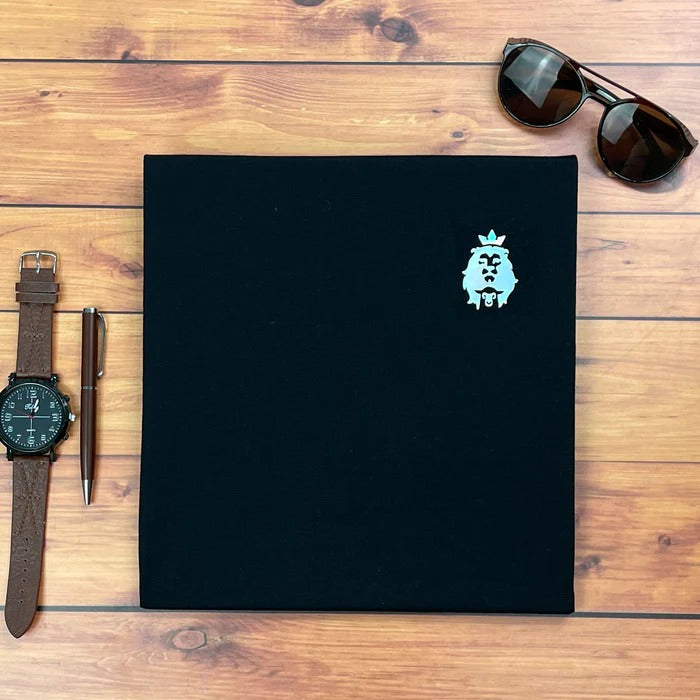 Camiseta Masculina Preta Cordeiro e Leão Holográfico