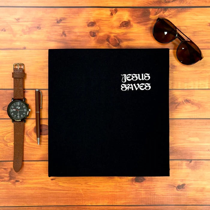 Camiseta Masculina Preta Jesus saves